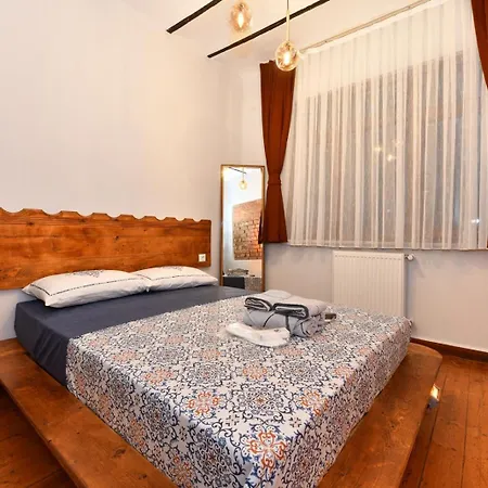 Historical Levantine Flat @heart Of Taksim Apartmán Istanbulská provincie