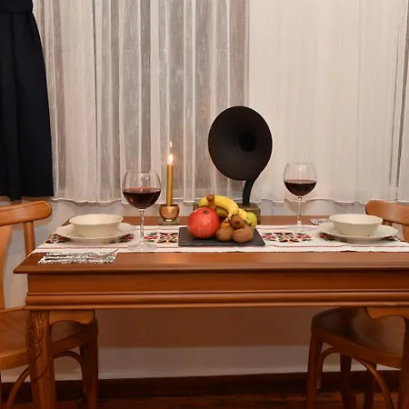 Historical Levantine Flat @heart Of Taksim Appartement