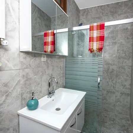 Historical Levantine Flat @heart Of Taksim Apartament *